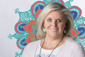 Wendy Pinto's Instagram, Twitter & Facebook