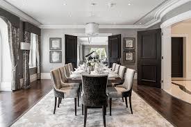 Fall In Love With Luxury Dining Room With Chandeliers Www Diningroomlighting Eu Luxurydiningroom Luxury Dining Room Elegant Dining Room Dining Room Design