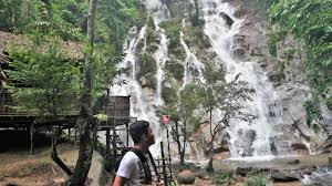 My group are making a documentary of the muslim in the community of orang asli. Lata Tengkoh Penyel Waterfall Trip 1step1footprint