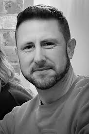 This is pretty much just a rant| You know what I hate about being autistic.  The way other people treat me. I love being autistic, the way I see the  world is