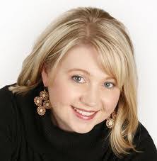 Candace Grenier's Instagram, Twitter & Facebook