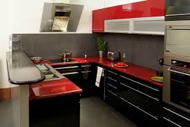 Esto es lo que promete esta cocina roja de estilo italiano (color sirra) abierta al salón. Pin En Cocinas Modernas