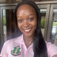 Barbara Justus's Instagram, Twitter & Facebook