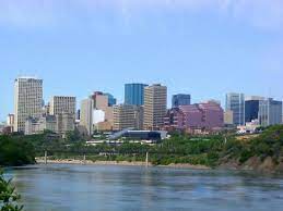 River valley hermitage is the 217th most walkable neighborhood in edmonton with 2,345 residents. River Valley Shot Of Downtown Edmonton Bild Von Edmonton Alberta Tripadvisor
