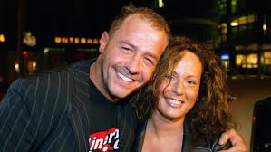 Am 20.4.2021 ging er im alter von nur 45 jahren für immer von dieser welt. Ex Partnerin Von Willi Herren 45 Mirella Fazzi Begreift Tod Von Papa Ihrer 2 Kinder Nicht