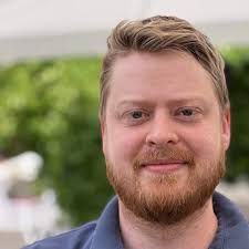 Heeeeh youuuuuu guys #gooniesreference WHAT THIS ? #justnow  #warhammerofficial All these Phoenix Lords turning up out the webway  together hmmmmmmmm #xenos