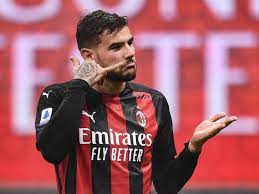 Ac milan star theo hernandez is dating instagram tattoo model zoe cristofoli. Ac Mailand Ist Theo Hernandez Der Beste Linksverteidiger Der Welt