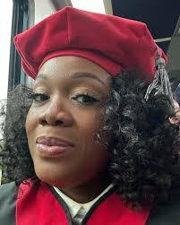 Meredith Mobley's Instagram, Twitter & Facebook