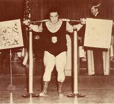 It ran on cbs every sunday night at 8 p.m., and is one of the few shows to have been run in the same time slot. Anderson S 1 200lb Squat Did He Do It Breaking Muscle