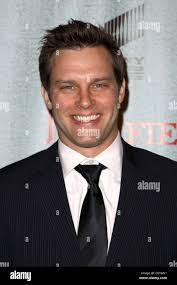 Travis Schuldt's Instagram, Twitter & Facebook