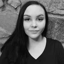 Bella Burns's Instagram, Twitter & Facebook