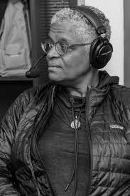 Tracy, Kelly and Jonathan Dearman — Beyond the Fog Radio