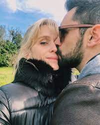 Las vacaciones familiares de brenda gandini y gonzalo heredia con sus hijos en el sur: Las Tiernas Postales De Gonzalo Heredia Y Brenda Gandini Junto A Sus Hijos En Uruguay Rumbos
