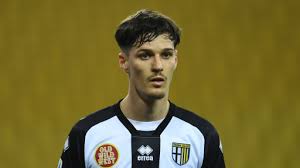 See dennis man's bio, transfer history and stats here. Dennis Man Spielerprofil 20 21 Transfermarkt