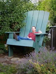 Build A Giant Adirondack Chair Make Adirondack Chairs Diy Big Chair Diy Chair