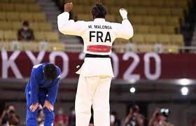 She won a gold medal at the 2019 world judo championships. Bo7hjrp7vephom