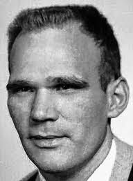 Douglas Curl's Instagram, Twitter & Facebook