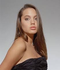 Angelina jolie receives the jean hersholt humanitarian award. Angelina Jolie Looks Just Like Daughter Vivienne In Unbelievable Throwback Photo Hello