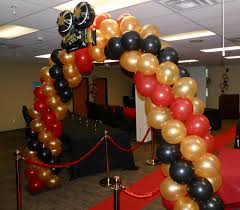 Black And Gold Balloon Arch Hollywood Inspired Balloon Arch Black Gold Party Black Party Decorations Red Party Decorations