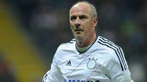 2 mal fußballer des jahres der niederlande. Diese Ex Fussball Profis Spielen In Amateur Ligen