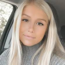 Kayla Ricker's Instagram, Twitter & Facebook