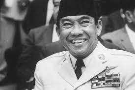 The spelling soekarno, based on dutch orthography, is still in frequent use, mainly because he signed his name in the old spelling. Fakta Fakta Soekarno Presiden Pertama Ri Hingga Kuasai 10 Bahasa Okezone Nasional