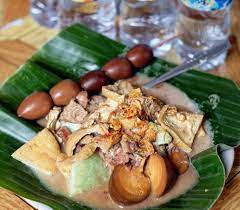 Bagaimana, cukup mudah dan praktiskan resep bakwan sayur yang gurih dan renyah ini. 5 Rekomendasi Tempat Mencicipi Lentog Tanjung Di Kudus Enak Banget