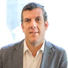 Dominic Curran's Instagram, Twitter & Facebook