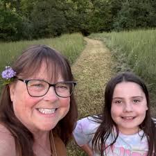 Polite kids at Avalon servo show kindness