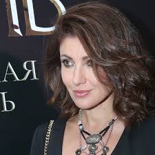 Однако за день до свадьбы с женихом актрисы произошел забавный конфуз. Ne Prosto Zhenatyj Rabotyaga Novyj Izbrannik Anastasii Makeevoj Okazalsya Millionerom