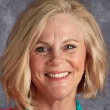 Gail Holder's Instagram, Twitter & Facebook