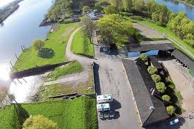 Stellplatz Tipp Hamburg Wohnmobilpark Elbepark Bunthaus Urlaub Im Wohnmobil Urlaub Reisen Campingplatz Italien