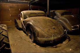 Rare 1937 Bugatti Atlante Found In British Garage Barn Finds Abandoned Cars Bugatti