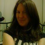 Elise Crouch's Instagram, Twitter & Facebook