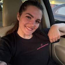 Looking for help with kitchen cleaning and living room organization