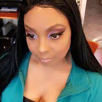 Toya Pearson's Instagram, Twitter & Facebook