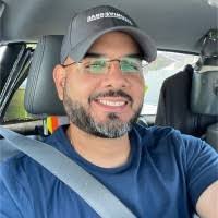 Emilio Moya's Instagram, Twitter & Facebook