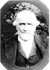 Thomas Ogle's Instagram, Twitter & Facebook