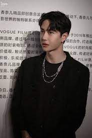ʀᴇɴᴀᴜʀ On Twitter Chinese Actress Gusu Vogue