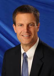 Bruce Larson named Vikings' Faculty Athletics Representative