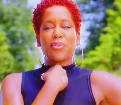 Who else noticed the commercial break during the reading?