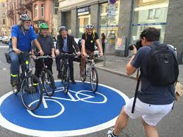40 31 222 4000 russia saudi arabia serbia deutsche. Radfahren In Stuttgart Stuttgart Kann Fahrradstrasse