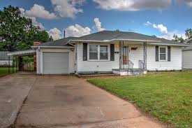 1 bedroom + 1 bathroom. Quaint 2 Bedroom Home With Garage House For Rent In Tulsa Ok Apartments Com