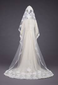 Wedding Gown By Priscilla Of Boston 1973 Priscilla Of Boston Wedding Gowns Wedding Dress Store Wedding Flower Girl Dresses