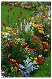 A Step By Step Guide On How To Create Beautiful Flower Gardens For Your Yard A Step By Step Guide On H Beautiful Flowers Garden Beautiful Gardens Garden Design