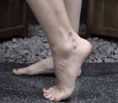 Le tatouage à la cheville est devenue très tendance depuis ces dernières années. Resultat De Recherche D Images Pour Tatouage Cheville Etoile Star Tattoos Tattoos Matching Tattoos