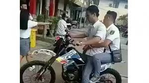 / this trail accesses or travels through potential avalanche terrain. Kocak Begini Jadinya Saat Seorang Anak Sma Ingin Mengendarai Motor Trail Tribun Jogja