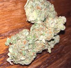 The ideal weed to relax after a long day of hard work. Gg4 Aka Gorilla Glue Original Glue Gorilla Glue 4 Glue Marijuana Strain Information Leafly