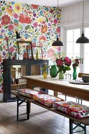 A Bold And Bright Floral Wallpaper Can Make A Fun Feature Wall In A Kitchen Bohemian Dining Room Fresh Decor Trending Decor