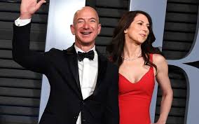 She issued a statement on twitter today, seemingly confirming that her marriage to jeff bezos had been dissolved. Jeff Bezos Ex Wife Cedes Control Of Amazon In Divorce Deal